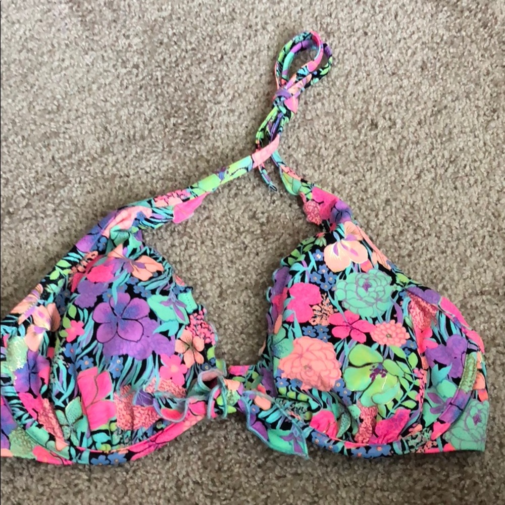 VS swim top 36C